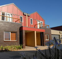 The Lakes Apartments - Accommodation Georgetown