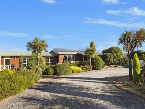 The Lodge - Accommodation Georgetown 2