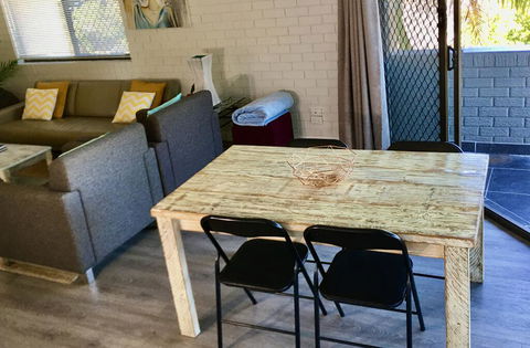 The Nesst @ Southport - 2 Bdrm Apartment - Accommodation Georgetown 3