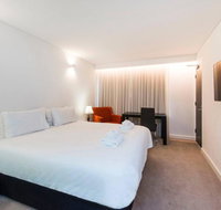 The Nest - Spacious Studio on Newcastle St with Roof Terrace - Accommodation Georgetown