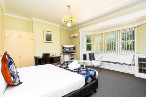 The North Shore Hotel - Accommodation Georgetown 2