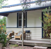 The Old Cottage  Cowes - Accommodation Georgetown