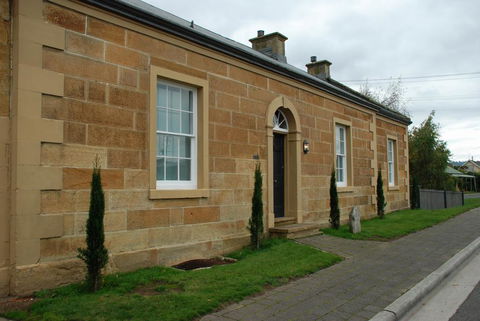 The Red Feather Inn - Accommodation Georgetown 1