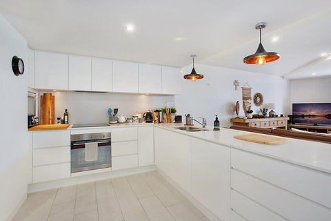 The Rocks Resort Unit GE - Accommodation Georgetown 1