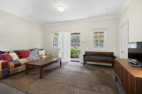 THE TEACHERS COTTAGE - Accommodation Georgetown 0