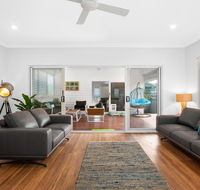 Three-Bed Family Entertainer Near Beach and Cafes - Accommodation Georgetown