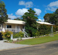 Tinaroo Sunset Retreat - Accommodation Georgetown