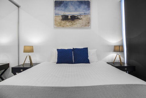 Top Floor 3 Bed Apartment With Million Dollar Views - Accommodation Georgetown 3