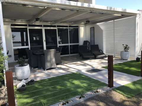 TREAT YOURSELF To Something Special! - Accommodation Georgetown 2