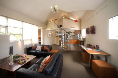 TWOFOURTWO Boutique Apartments - Accommodation Georgetown 0