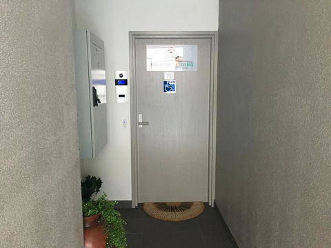 U201 Brunswick Living Brand New Deluxe Balcony Upper Floor Apartment Close To Airport And CBD - Accommodation Georgetown 1