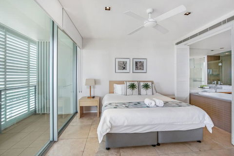 Unit 206 Plantation, Rainbow Beach, Incredible Views, Top Floor, Ocean Facing - Accommodation Georgetown 2
