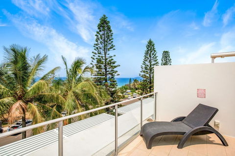 Unit 207 Plantation - Rainbow Beach, Ocean Facing - Plantation Resort Unit, Incredible Views, Top Floor - Accommodation Georgetown 2