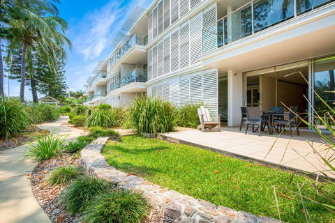 Unit 3 Plantation - Rainbow Beach, Air Conditioned, Pool And Outdoor Spa, Plantation Resort - Accommodation Georgetown 0