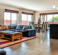 Valencia - Accommodation Georgetown