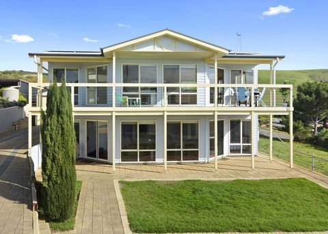 VALLEY VIEWS - 10 Valley Heights Drive - Accommodation Georgetown 2