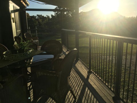 Valley Views Lodge Port Douglas - Accommodation Georgetown 3