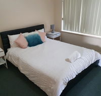 Value 2 Bed Villa Close to QEH  Airport  City  Beach - Accommodation Georgetown