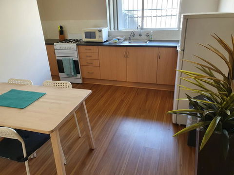 Value 2 Bed Villa Close To QEH + Airport + City + Beach - Accommodation Georgetown 3