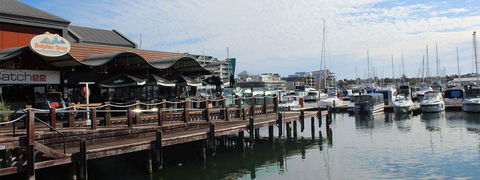Venetian Canal 1 Bedroom Apartment - Accommodation Georgetown 1