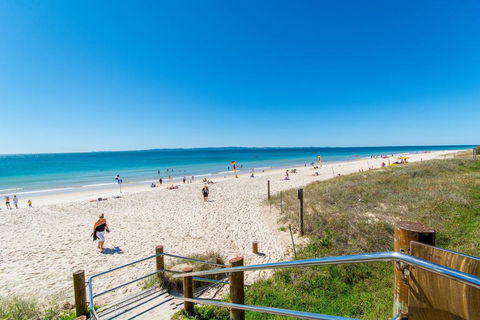 Views Of Moreton Island From Balcony At Beachside Haven Rickman Pde, Woorim - Accommodation Georgetown 3