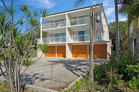 Views Of Moreton Island From Balcony At Beachside Haven Rickman Pde, Woorim - Accommodation Georgetown 2