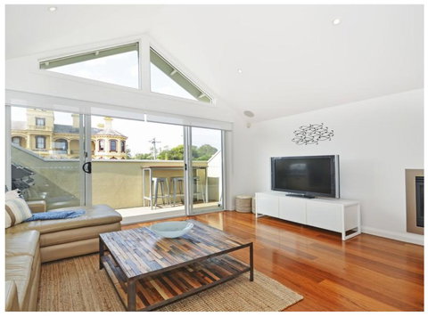 Villa By The Sea - Accommodation Georgetown 0