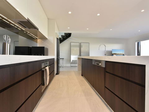 Villa Capri Waterside At Trinity Point - Accommodation Georgetown 2