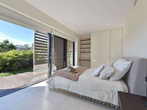 Villa Catania Waterside At Trinity Point - Accommodation Georgetown 1