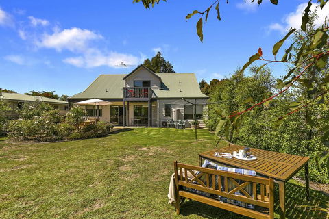 Villa De Mer At Phillip Island - Accommodation Georgetown 2