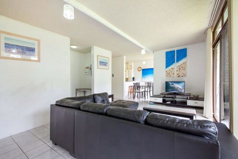 Villa Ellisa, Unit 1/10 Columbia Close - Accommodation Georgetown 0