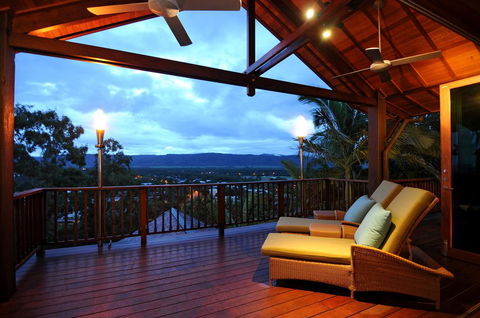 Villa Empat Puluh Dua - Accommodation Georgetown 1