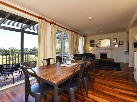 Villa Executive 2br Ferre Resort Condo Located Within Cypress Lakes Resort (nothing Is More Central) - Accommodation Georgetown 0