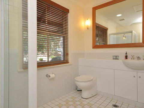 Villa Executive 2br Petit Verdot Resort Condo Located Within Cypress Lakes Resort (nothing Is More Central) - Accommodation Georgetown 2