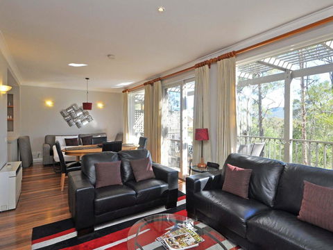 Villa Executive 2br Pokolbin Resort Condo Located Within Cypress Lakes Resort (nothing Is More Central) - Accommodation Georgetown 3