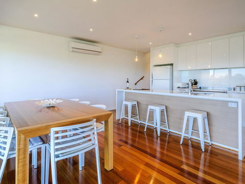 Villa Isola - Accommodation Georgetown 3