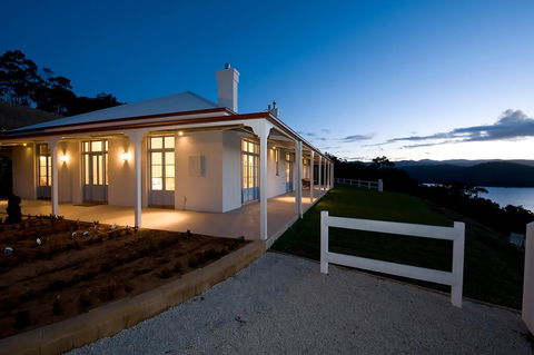 Villa Talia Tasmania - Accommodation Georgetown 2