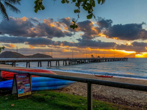 Villa Tiino - Clifton Beach - Accommodation Georgetown 1