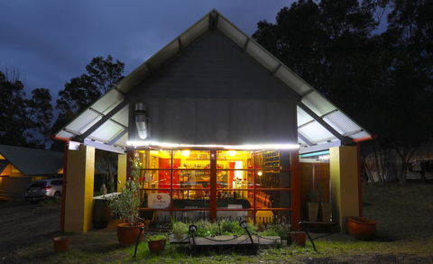 Vineyard Hill Resort - Accommodation Georgetown 2