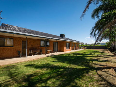 Vineyard Retreat Mildura - Accommodation Georgetown 2