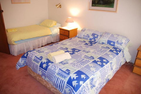 Vista-Del-Lago - Accommodation Georgetown 2
