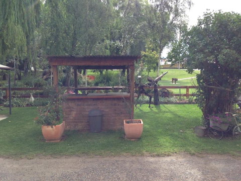 Walcha Royal Cafe & Accommodation - Accommodation Georgetown 2