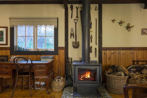 Walhalla Coach House - Accommodation Georgetown 2