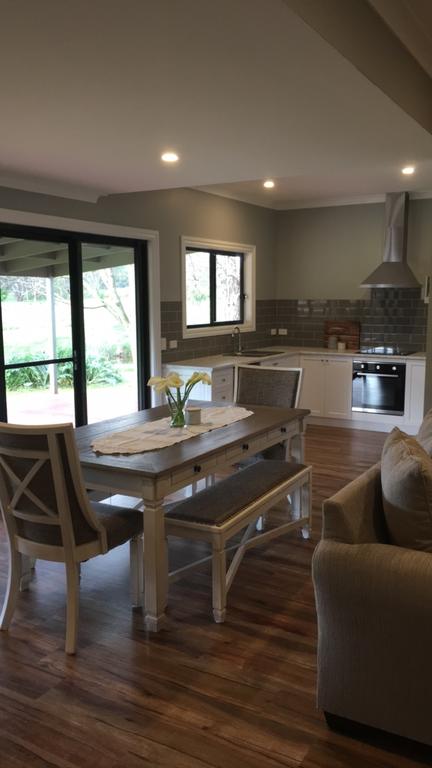 Walnut Tree Cottages - Accommodation Georgetown 1