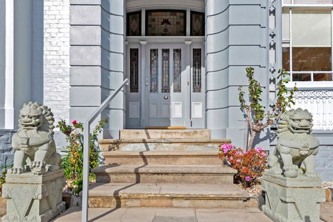 Waratah On York - Accommodation Georgetown 2