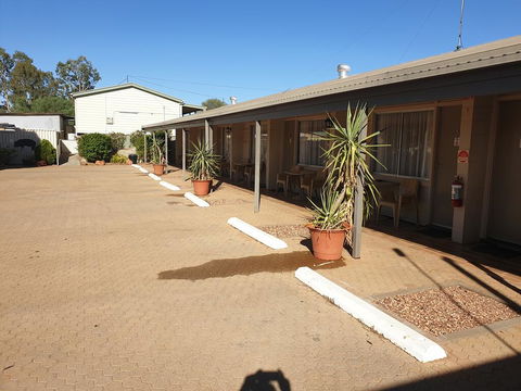 Warrego Motel - Accommodation Georgetown 1