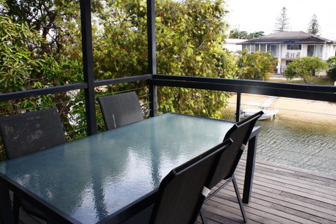 Water Front Room - Accommodation Georgetown 2