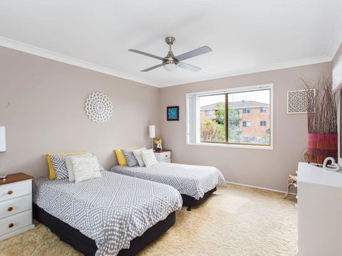 Waterfront At Point Road - Accommodation Georgetown 3