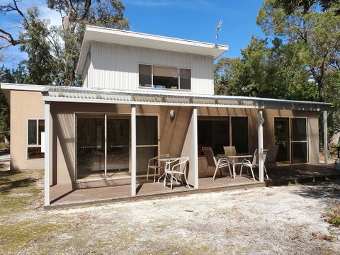 Waterfront Retreat At Wattle Point - Accommodation Georgetown 1