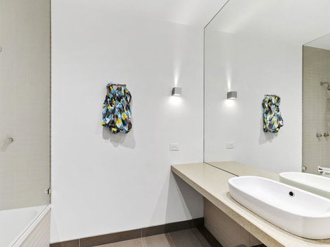 WATERFRONT TWO - Position Perfect , , , NEW LISTING 2019, , ,  - Accommodation Georgetown 3